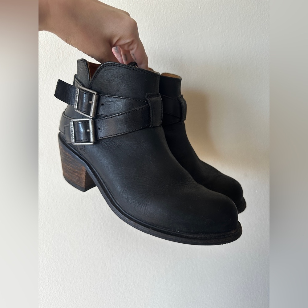 JOHN FLUEVOG double strap leather bootie
